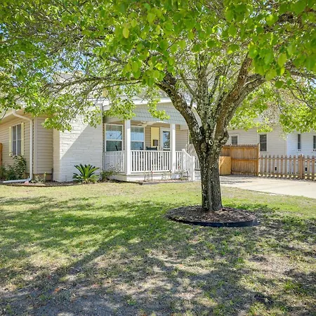Lovely Morehead City Home With Fire Pit And Gas Grill